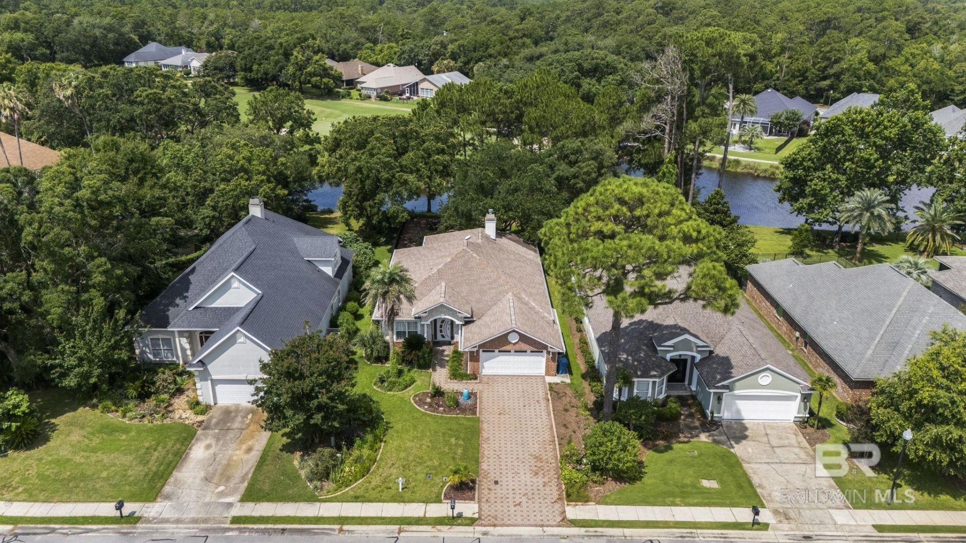 105 Lagoon Drive, Gulf Shores, AL 36542 Main Photo