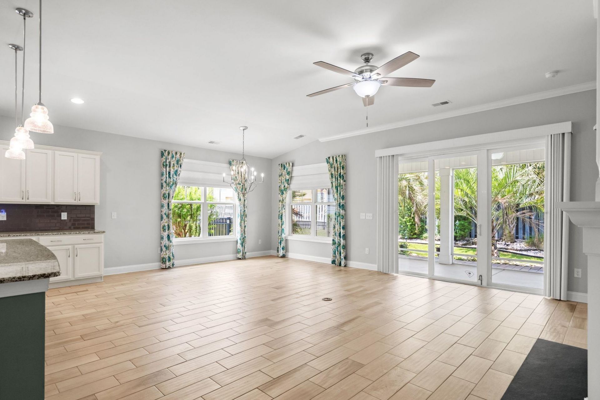951 Bronwyn Circle Photo 6