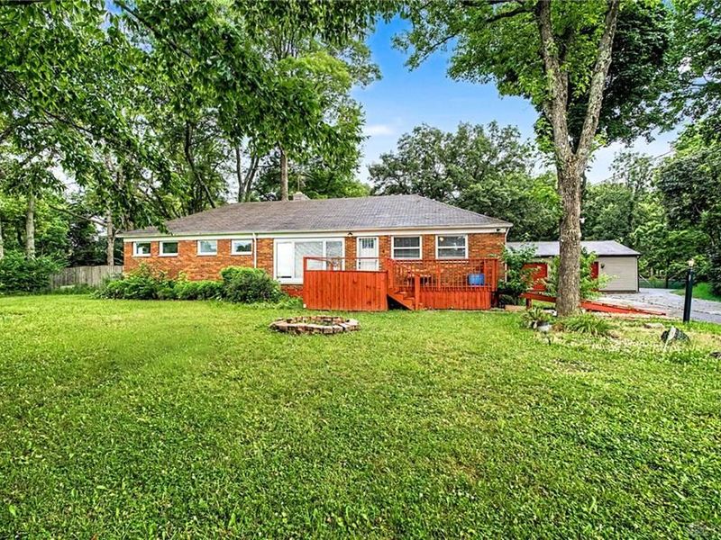 5862 W Wenger Road, Clayton, OH 45315 Photo 3