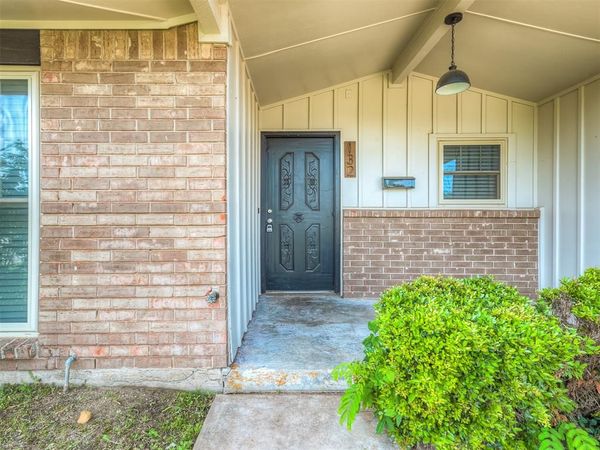 132 NW 80th Street, Oklahoma City, OK 73114