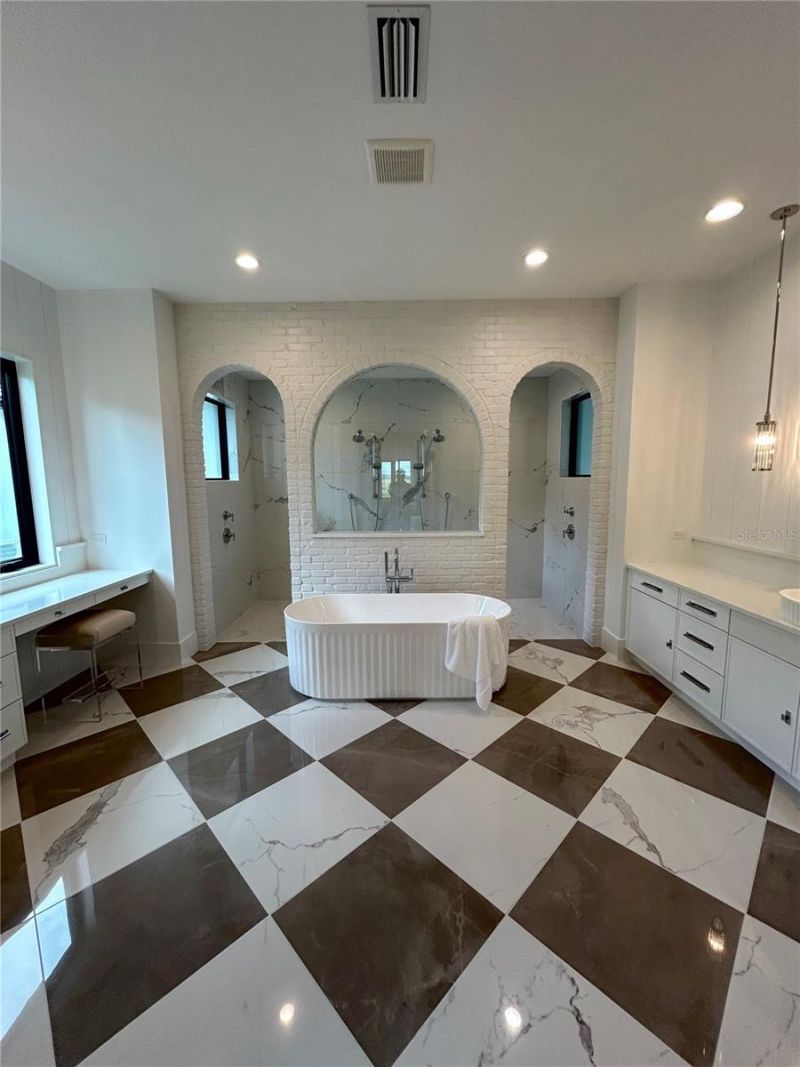 258 Crystal Waters Drive, Sarasota, FL 34240 Photo