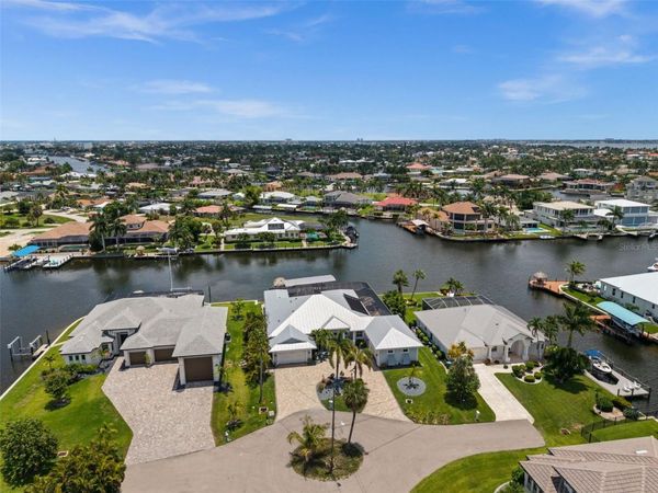 105 SW 52ND STREET , CAPE CORAL, FL 33914
