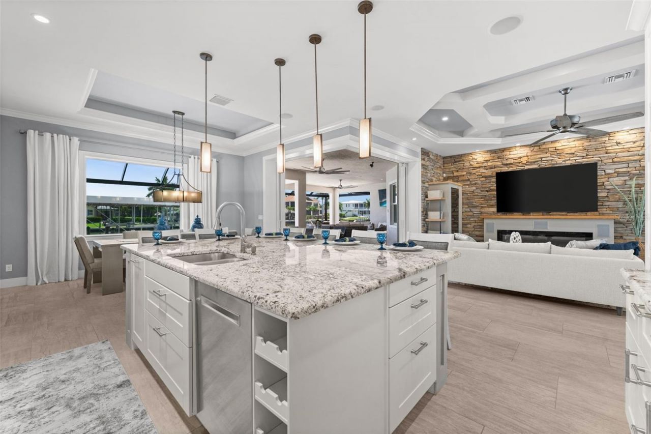 105 SW 52nd Street, Cape Coral, FL 33914 Photo