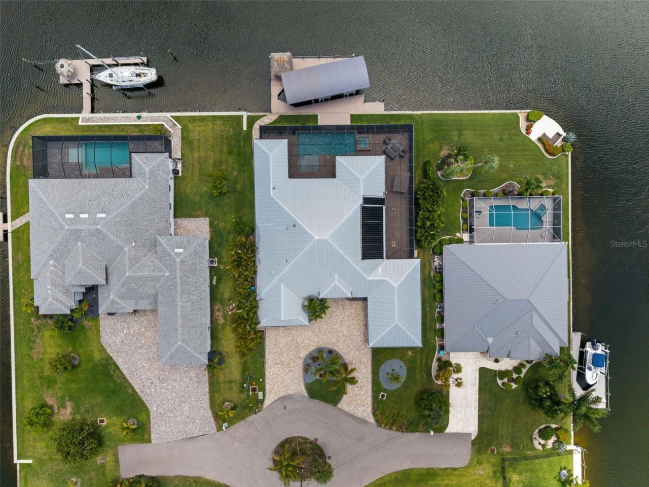 105 SW 52nd Street, Cape Coral, FL 33914 Photo