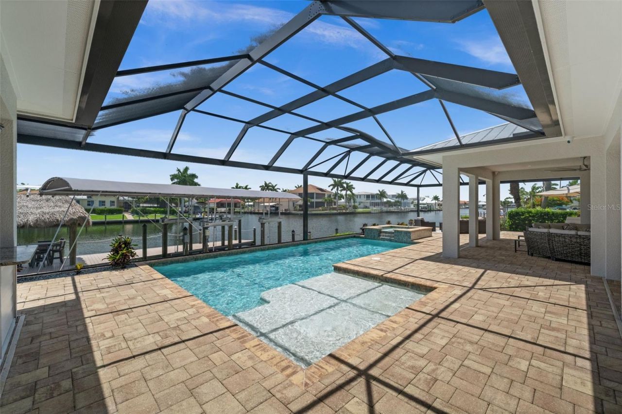 105 SW 52nd Street, Cape Coral, FL 33914 Photo