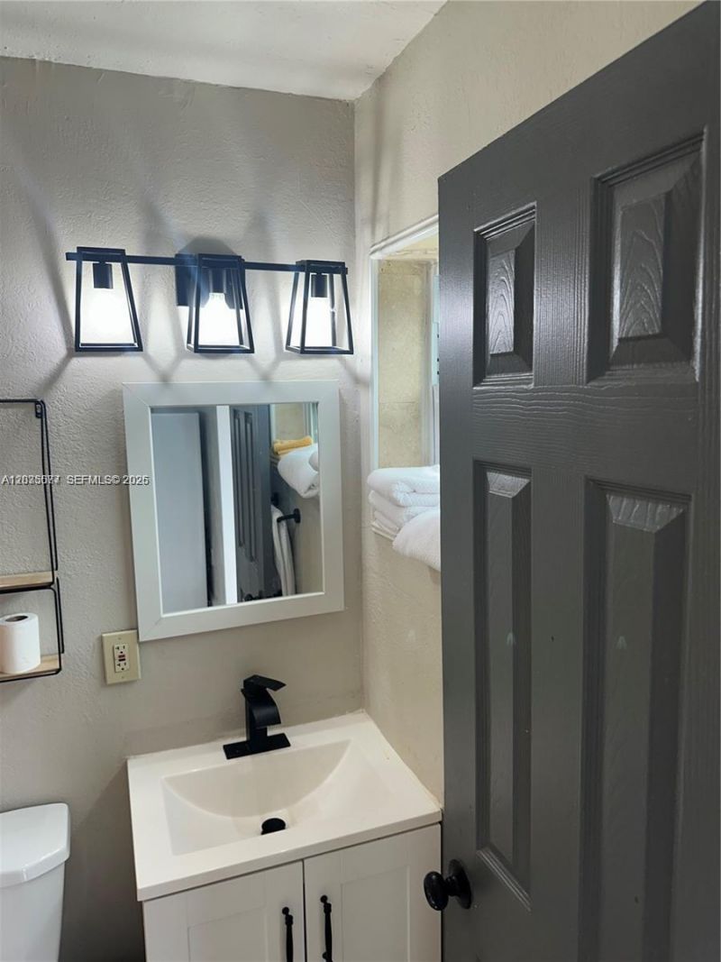 6501 Scott St, Unit A, Hollywood, FL 33024 Photo