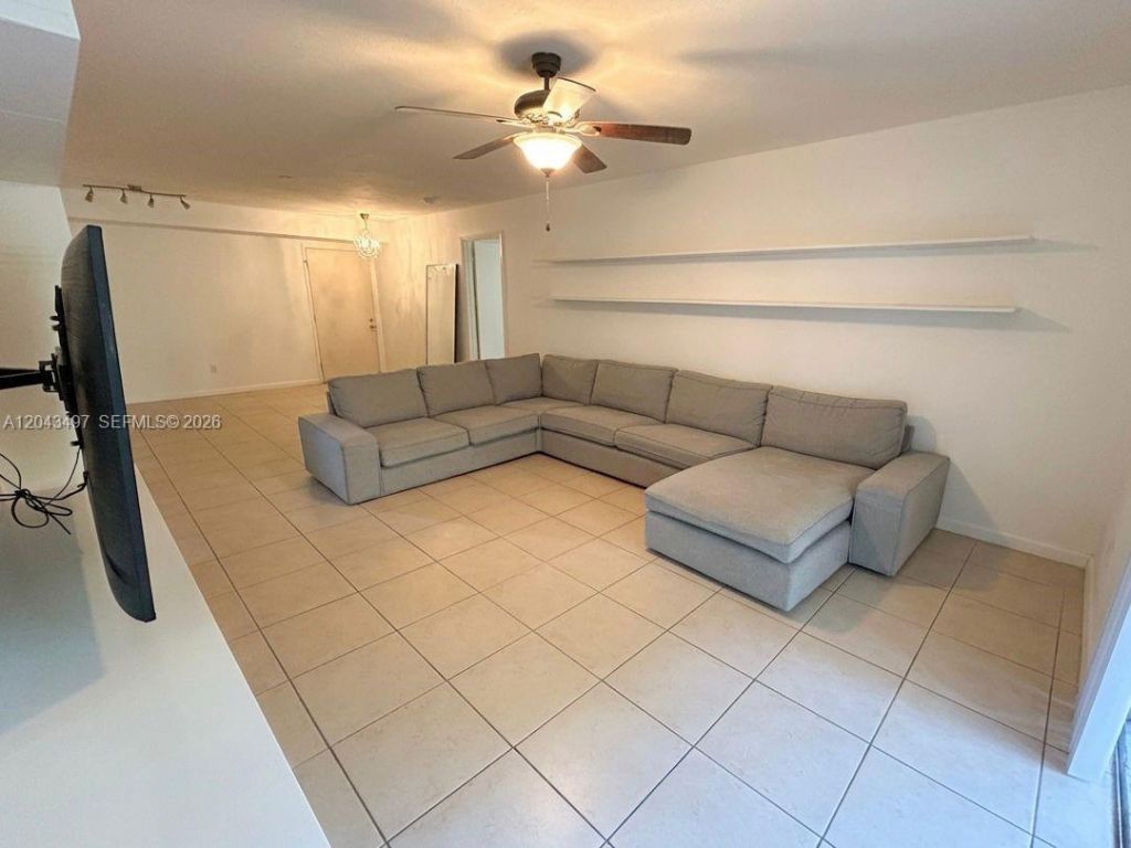 21121 SW 85th Ave , Unit 111, Cutler Bay, FL 33189 Photo