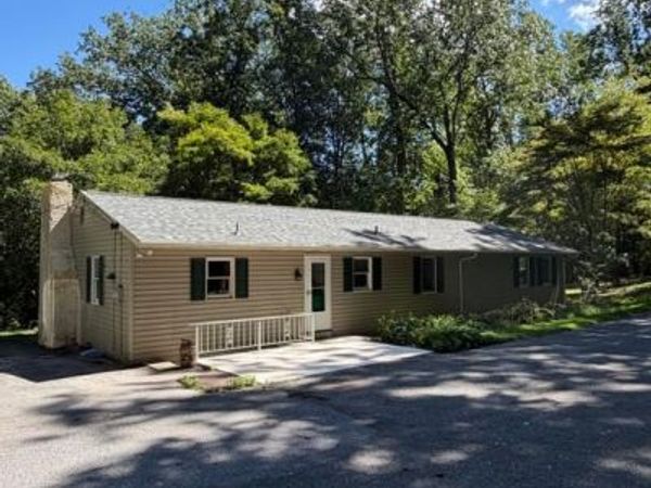2253 JONES ROAD, POTTSTOWN, PA 19465