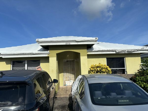 18476 NW 52nd Path, Miami Gardens, FL 33055