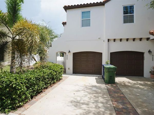 4250 W CARMEN STREET , TAMPA, FL 33609
