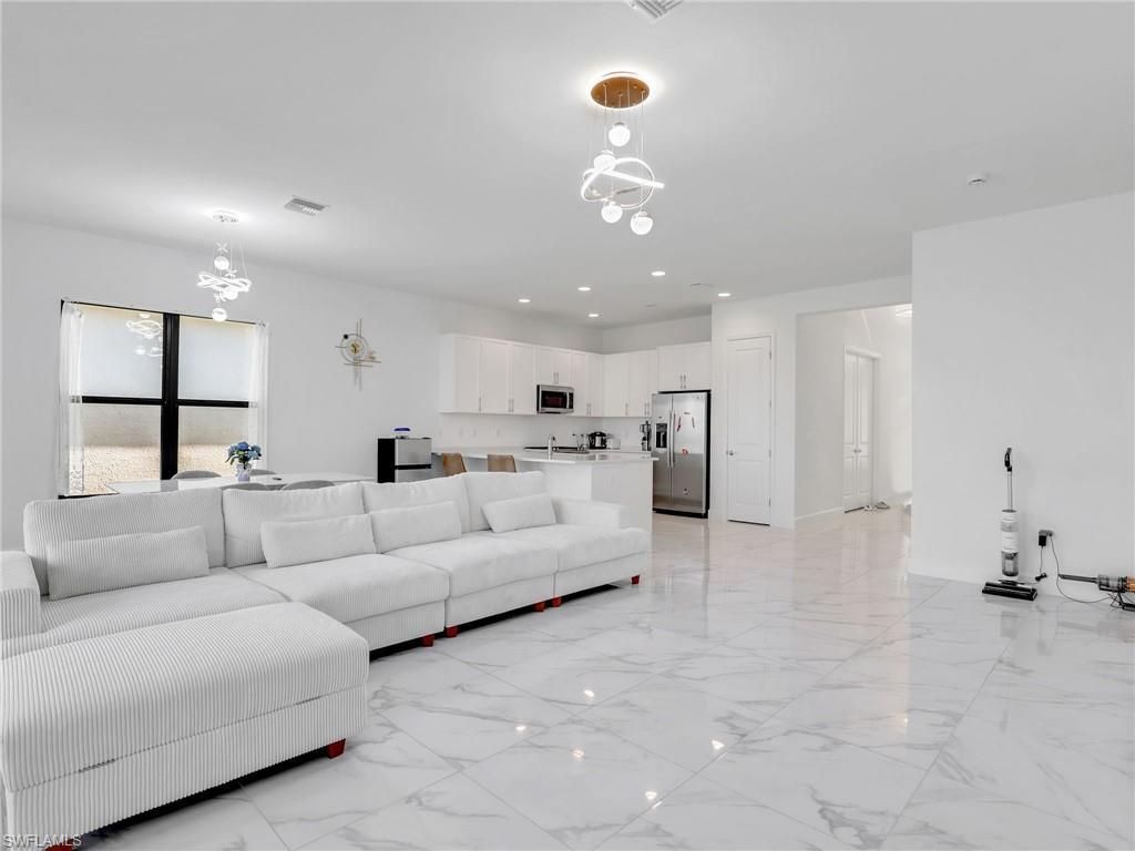 20329 Fair Oak Ln, Estero, FL 33928 Photo