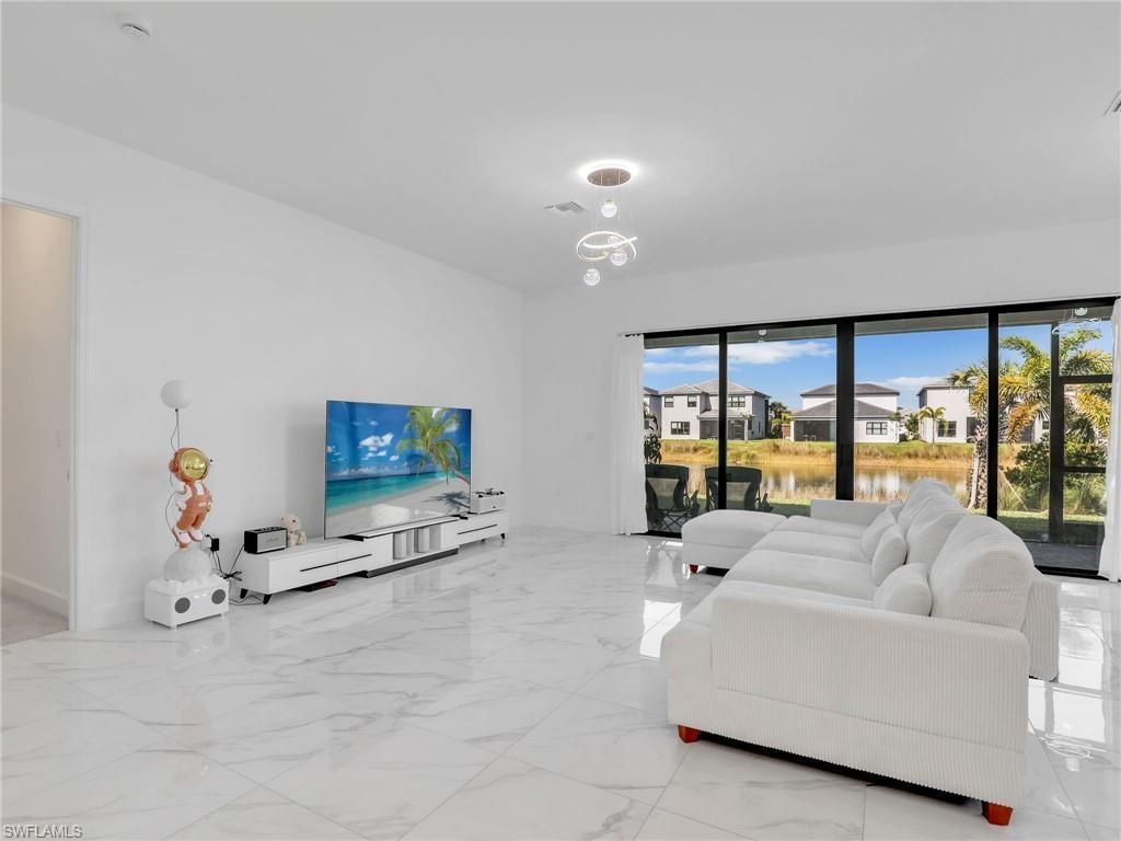 20329 Fair Oak Ln, Estero, FL 33928 Photo