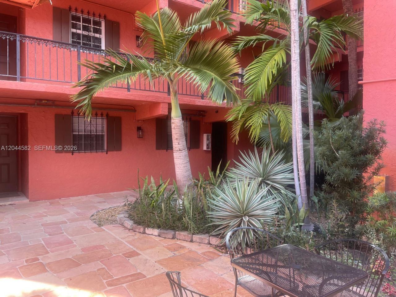 660 Tennis Club Dr , Unit 101, Fort Lauderdale, FL 33311 Photo