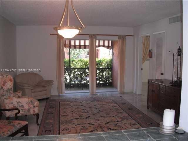 660 Tennis Club Dr , Unit 101, Fort Lauderdale, FL 33311 Photo