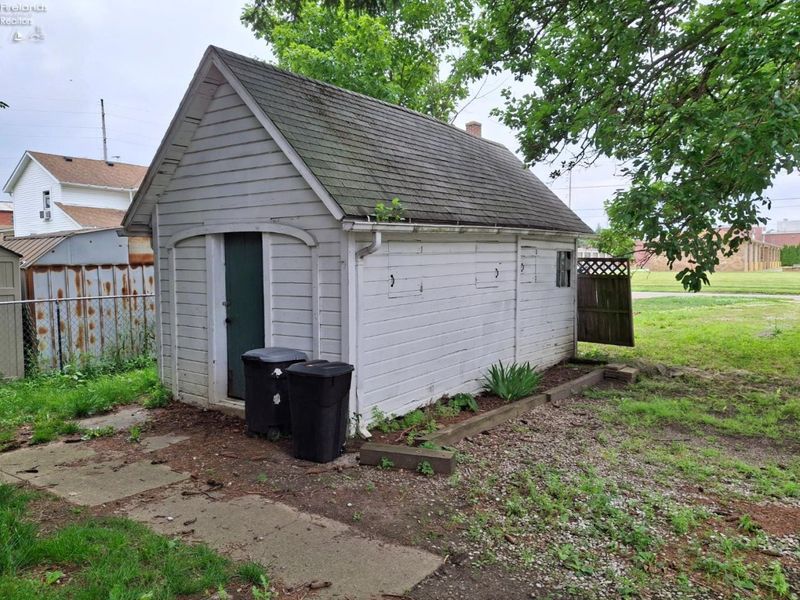 12 Rule Street, Norwalk, OH 44857 Photo 2