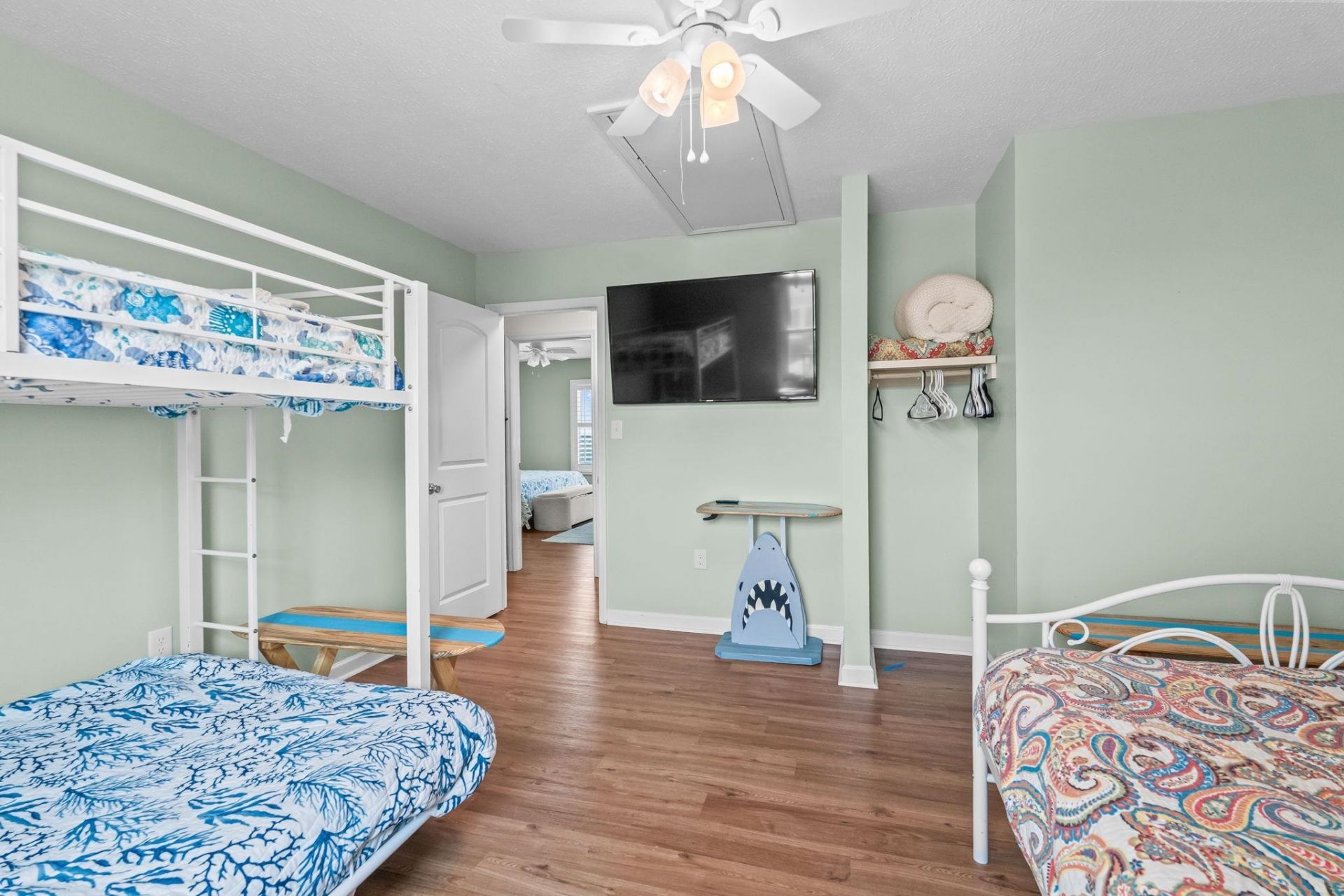 2045 S Waccamaw Dr.  Photo 63
