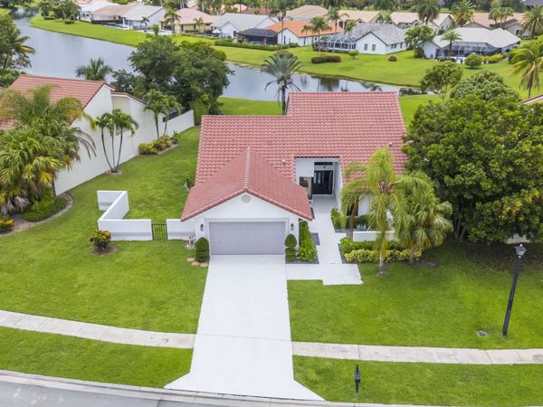 19325 Cherry Hills Terrace, Boca Raton, FL 33498