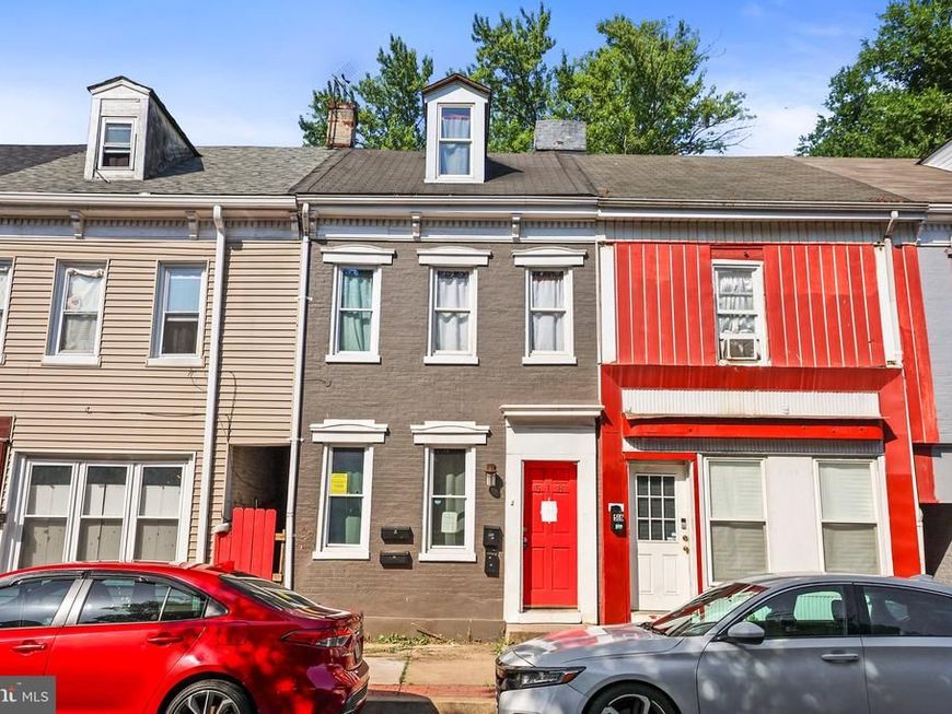 518 S Queen Street, York, PA 17403 Main Photo