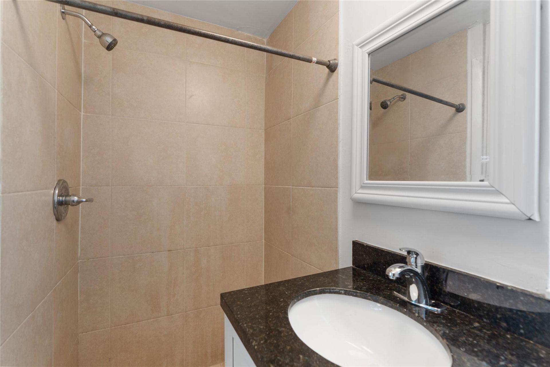 2001 NW 14th Avenue, Fort Lauderdale, FL 33311 Photo