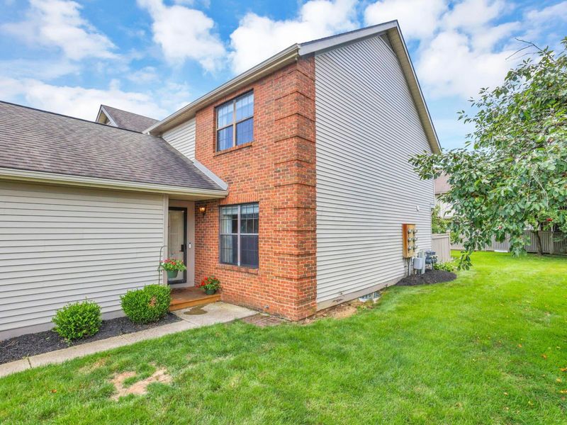 1261 Somerset Way, Pickerington, OH 43147 Photo 2