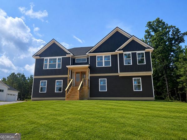 330 W. Lakeview Dr, Milledgeville, GA 31061
