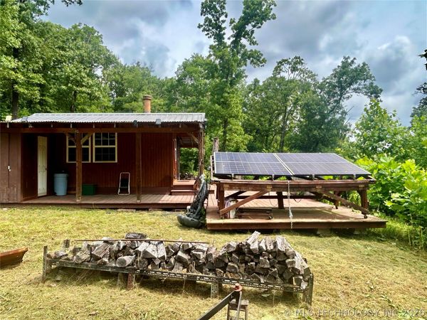 463501 E 820 Road , Stilwell, OK 74960