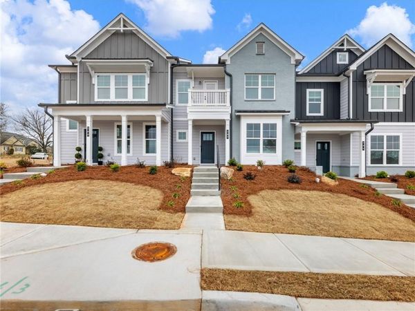 206 Grand Highlands Court , Winder, GA 30680