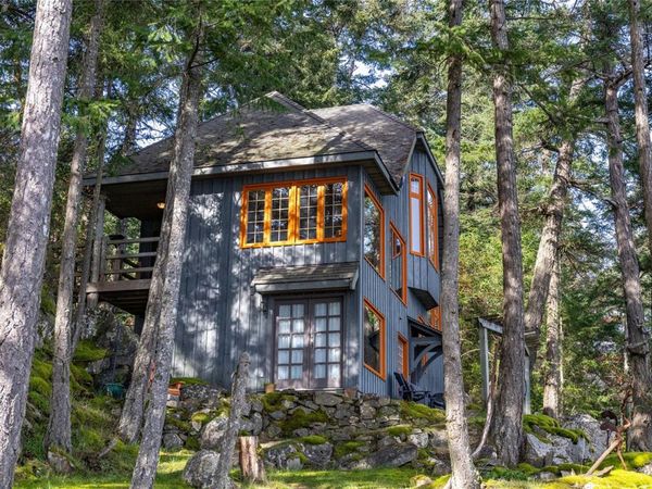4328 Clam Bay Rd , Pender Island, BC V0N 2M1