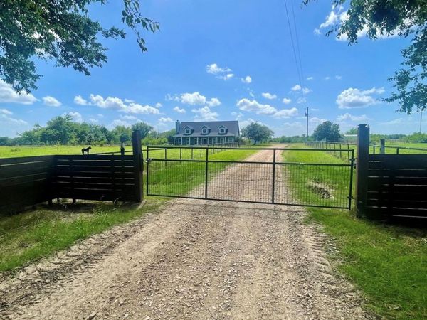 1692 Farm Road 2653 S, Brashear, TX 75420