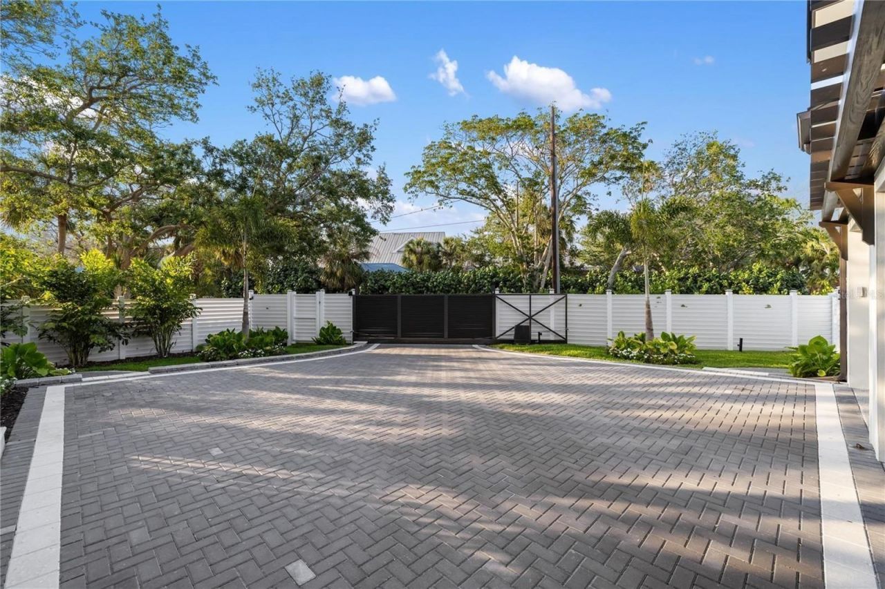 4634 Higel Avenue, Sarasota, FL 34242 Photo