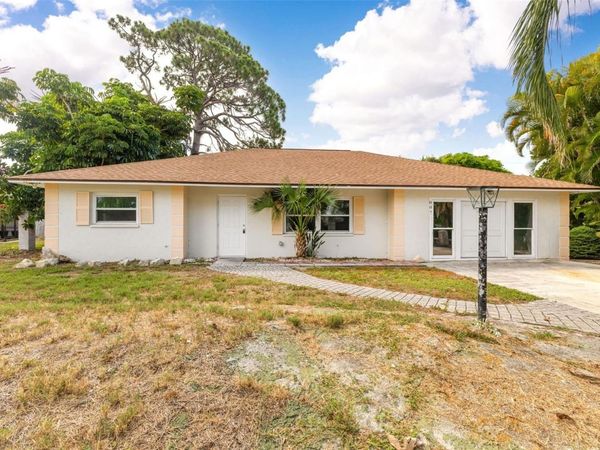 887 LEEWARD ROAD , VENICE, FL 34293