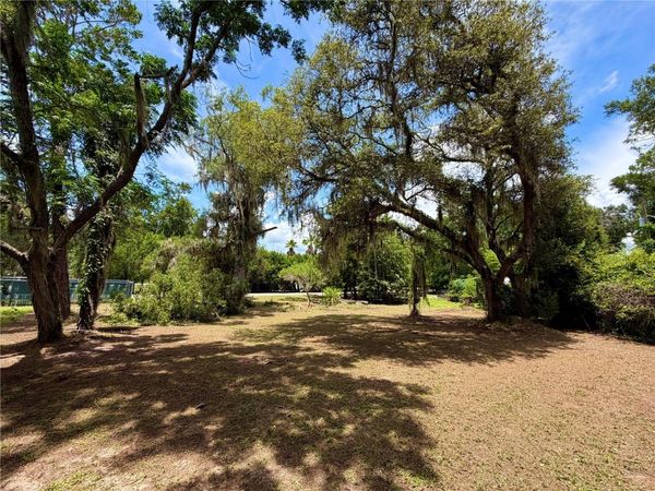 424 MARGARET STREET , BRONSON, FL 32621