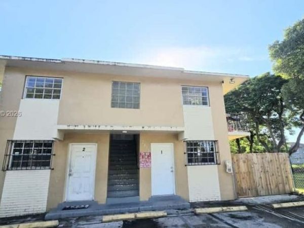 2835 NW 22nd Ave , Miami, FL 33142