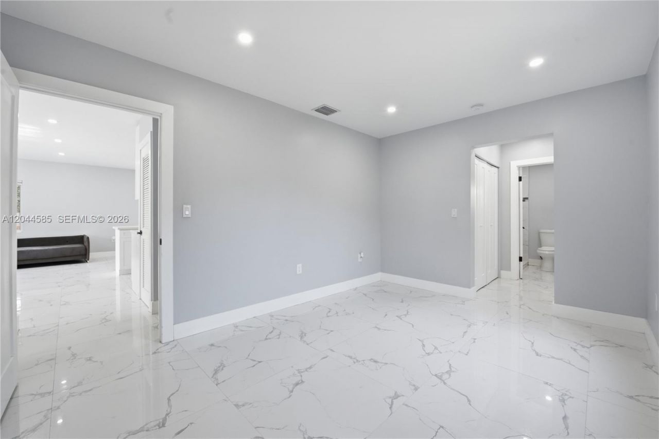 12475 NW 10th Ave, North Miami, FL 33168 Photo