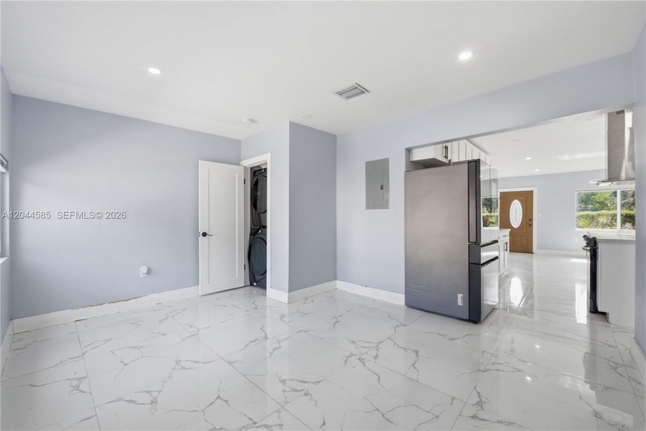 12475 NW 10th Ave, North Miami, FL 33168 Photo