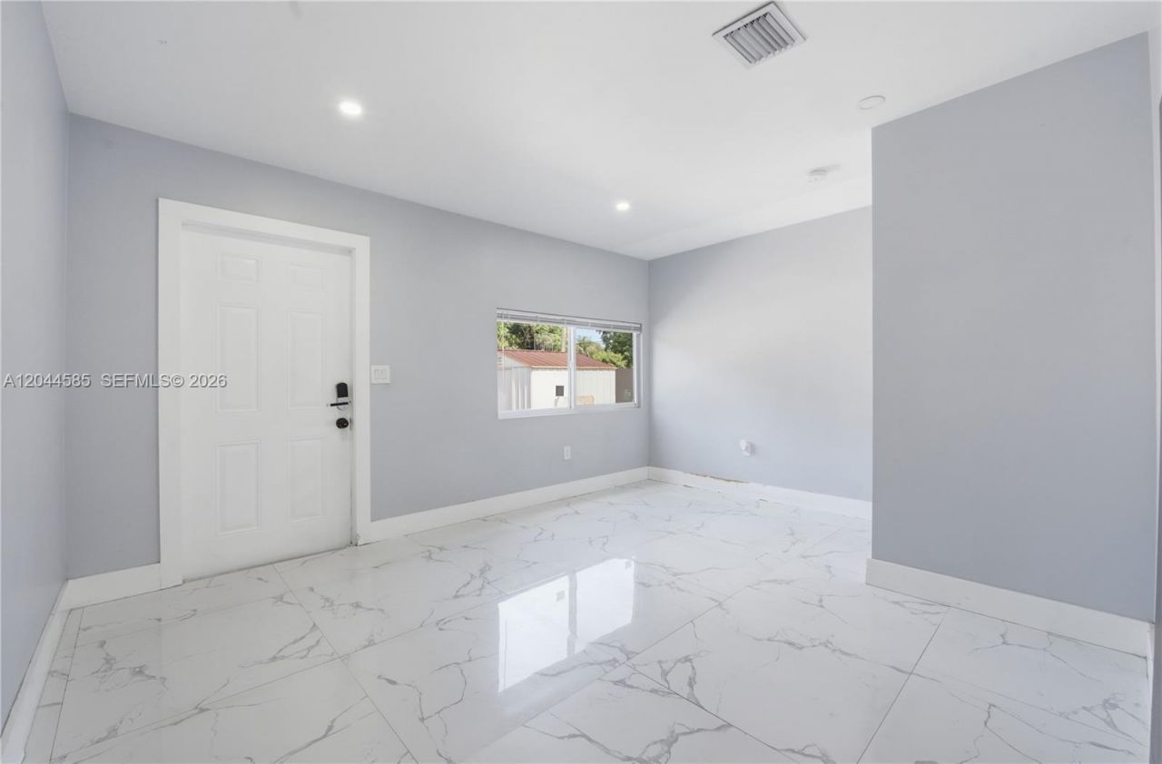 12475 NW 10th Ave, North Miami, FL 33168 Photo