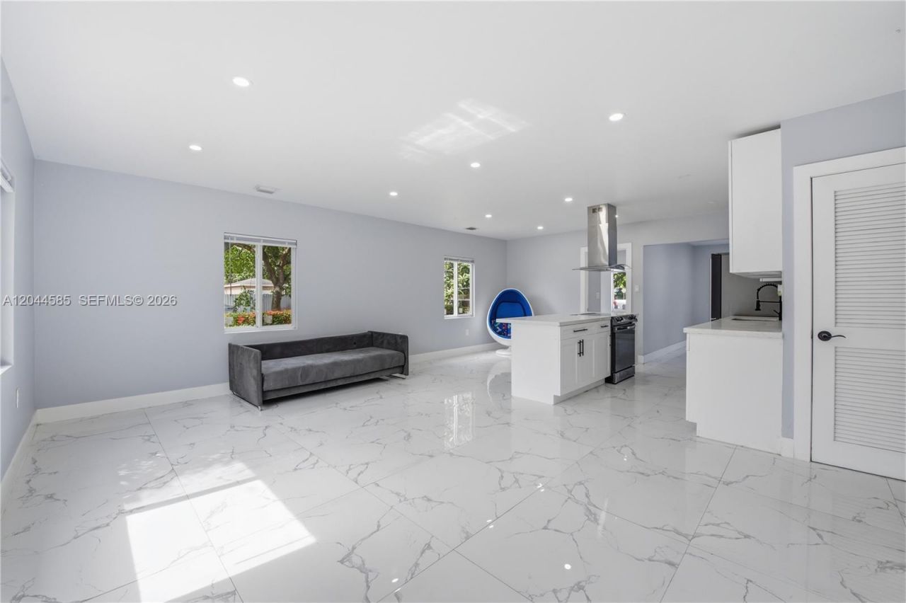 12475 NW 10th Ave, North Miami, FL 33168 Photo