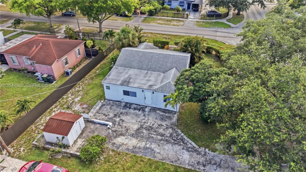 12475 NW 10th Ave, North Miami, FL 33168 Photo