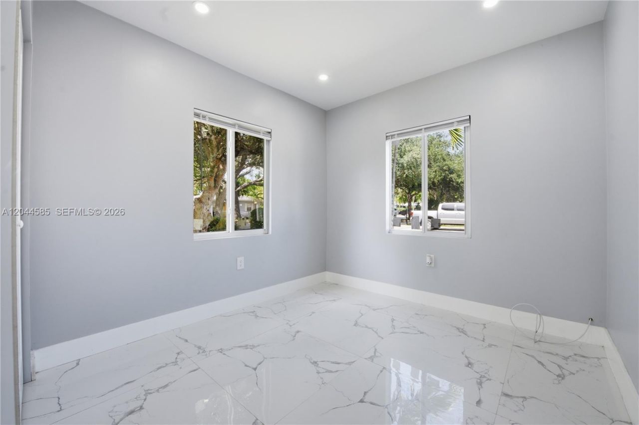 12475 NW 10th Ave, North Miami, FL 33168 Photo