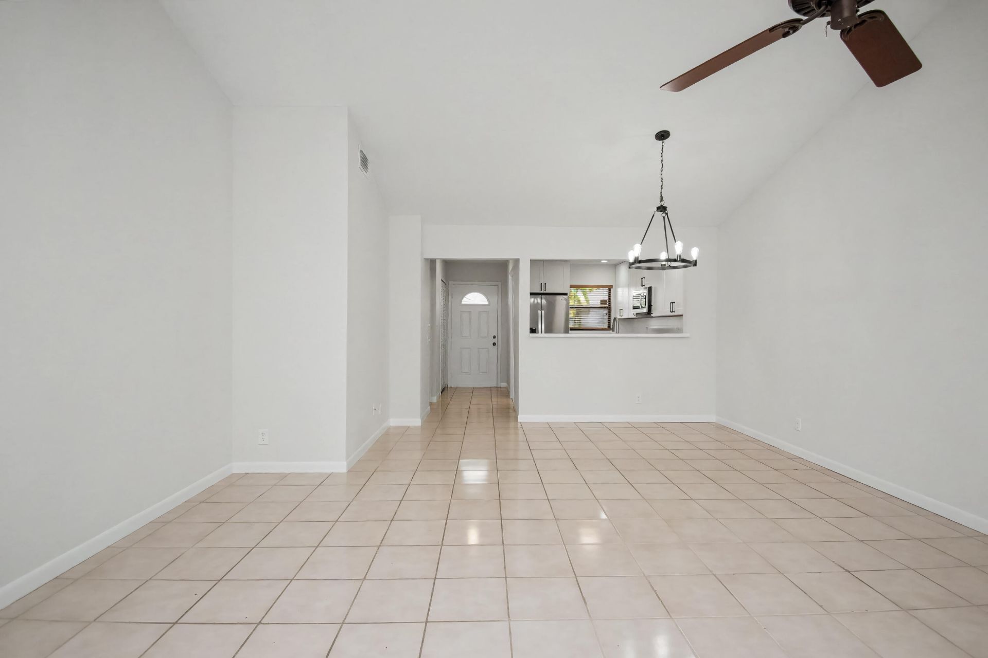 21642 Guadalajara Avenue, Boca Raton, FL 33433 Photo