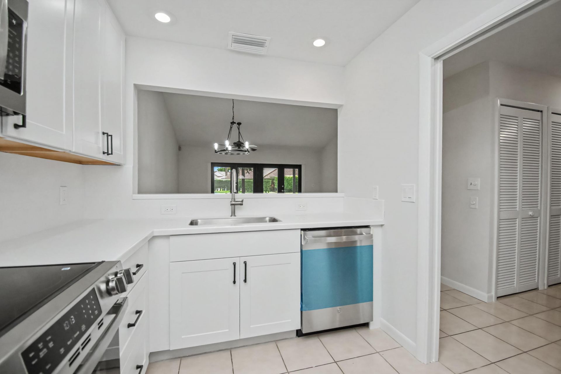 21642 Guadalajara Avenue, Boca Raton, FL 33433 Photo