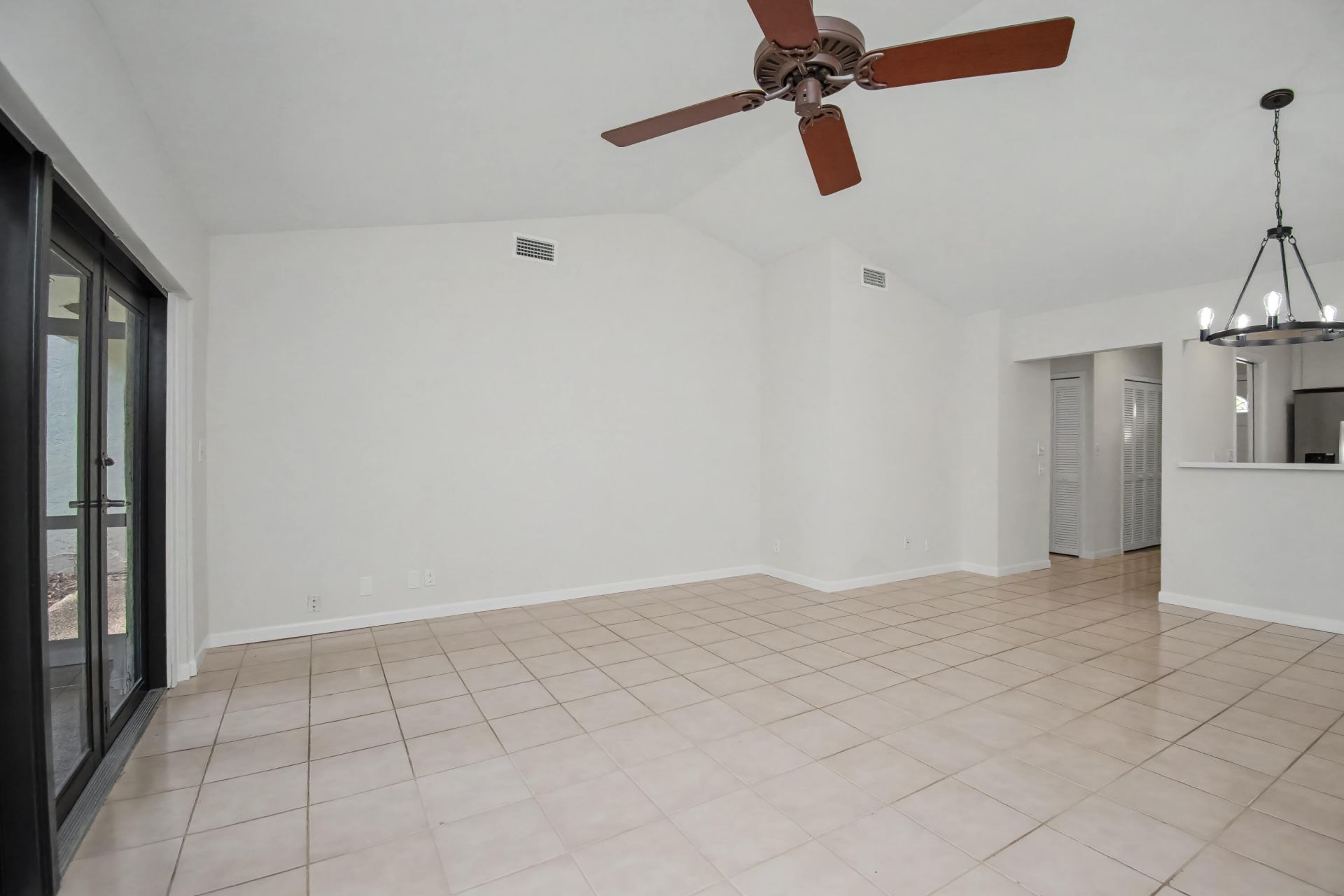 21642 Guadalajara Avenue, Boca Raton, FL 33433 Photo