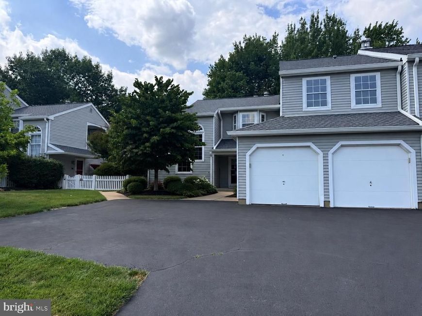 648 B Rose Hollow Drive , Unit 648B, Yardley, PA 19067 Main Photo