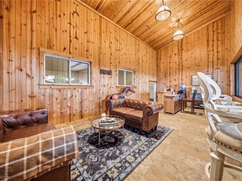 3126 Mennonite Road, Mantua, OH 44255 Photo 10