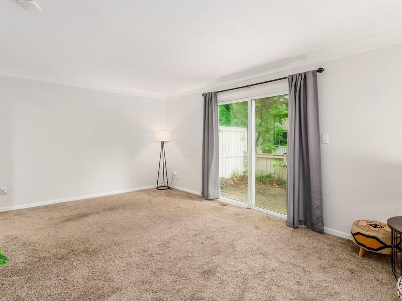 2564 Shore Line Lane, Columbus, OH 43221 Photo 13