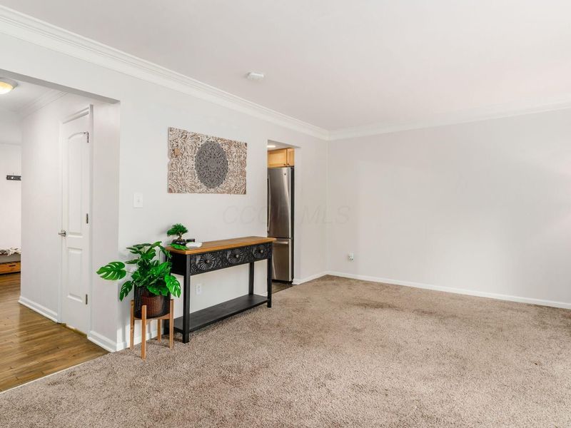 2564 Shore Line Lane, Columbus, OH 43221 Photo 14