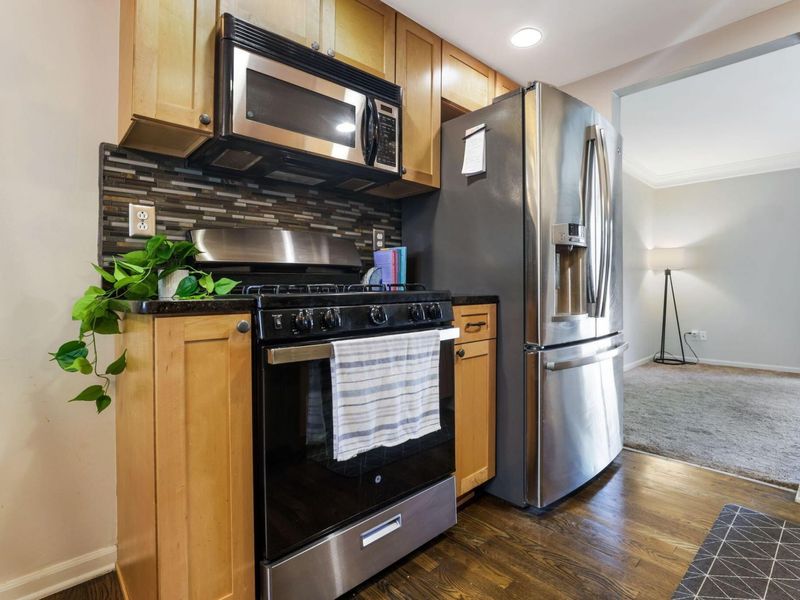2564 Shore Line Lane, Columbus, OH 43221 Photo 14