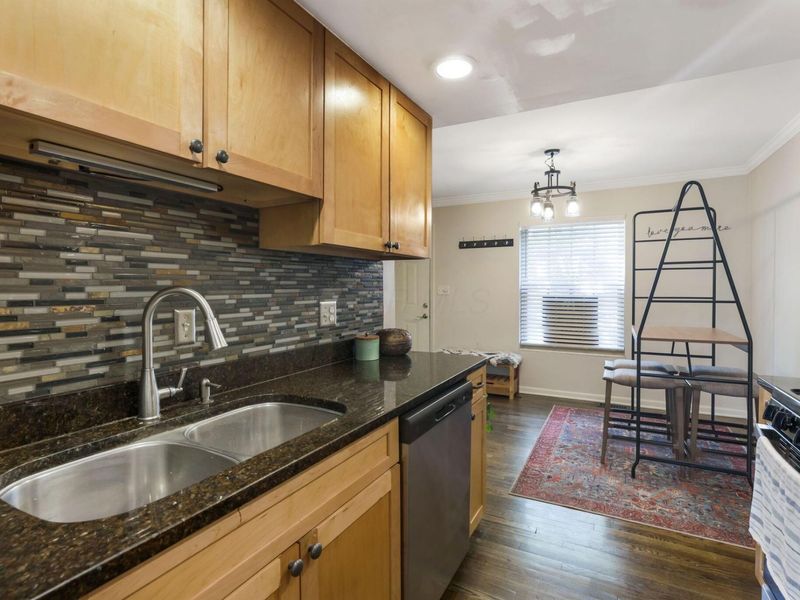 2564 Shore Line Lane, Columbus, OH 43221 Photo 15