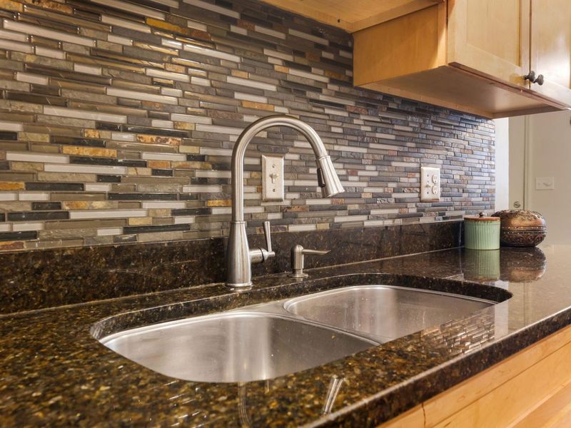 2564 Shore Line Lane, Columbus, OH 43221 Photo 17