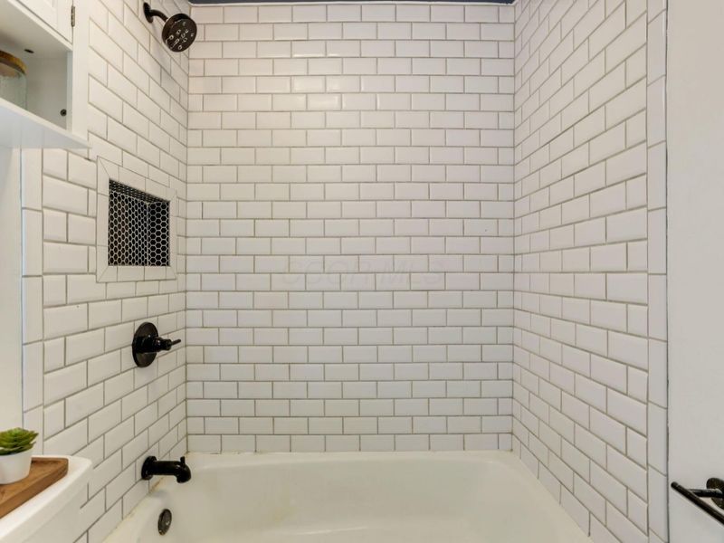 2564 Shore Line Lane, Columbus, OH 43221 Photo 23